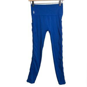 Free People Movement Raider Seamless Leggings Size M/L
Lace Up Mesh in Blue